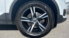 Volvo Xc40 2.0 B4P R DESIGN 5dr AWD Auto Petrol Estate